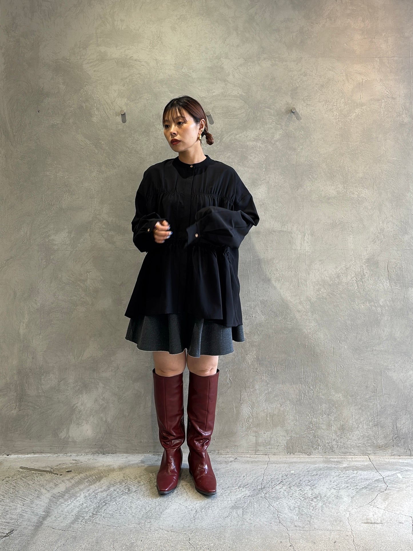 シャーリングティアードブラウス/CYAN tokyo