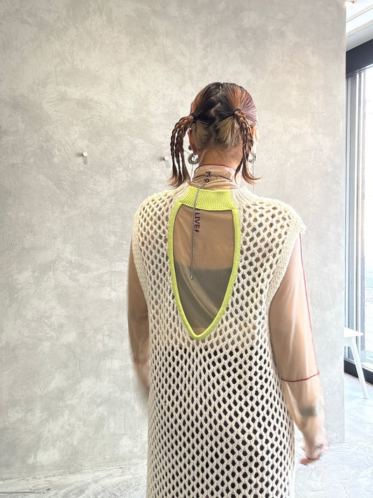 バックオープンメッシュニットワンピース/LHELBIE