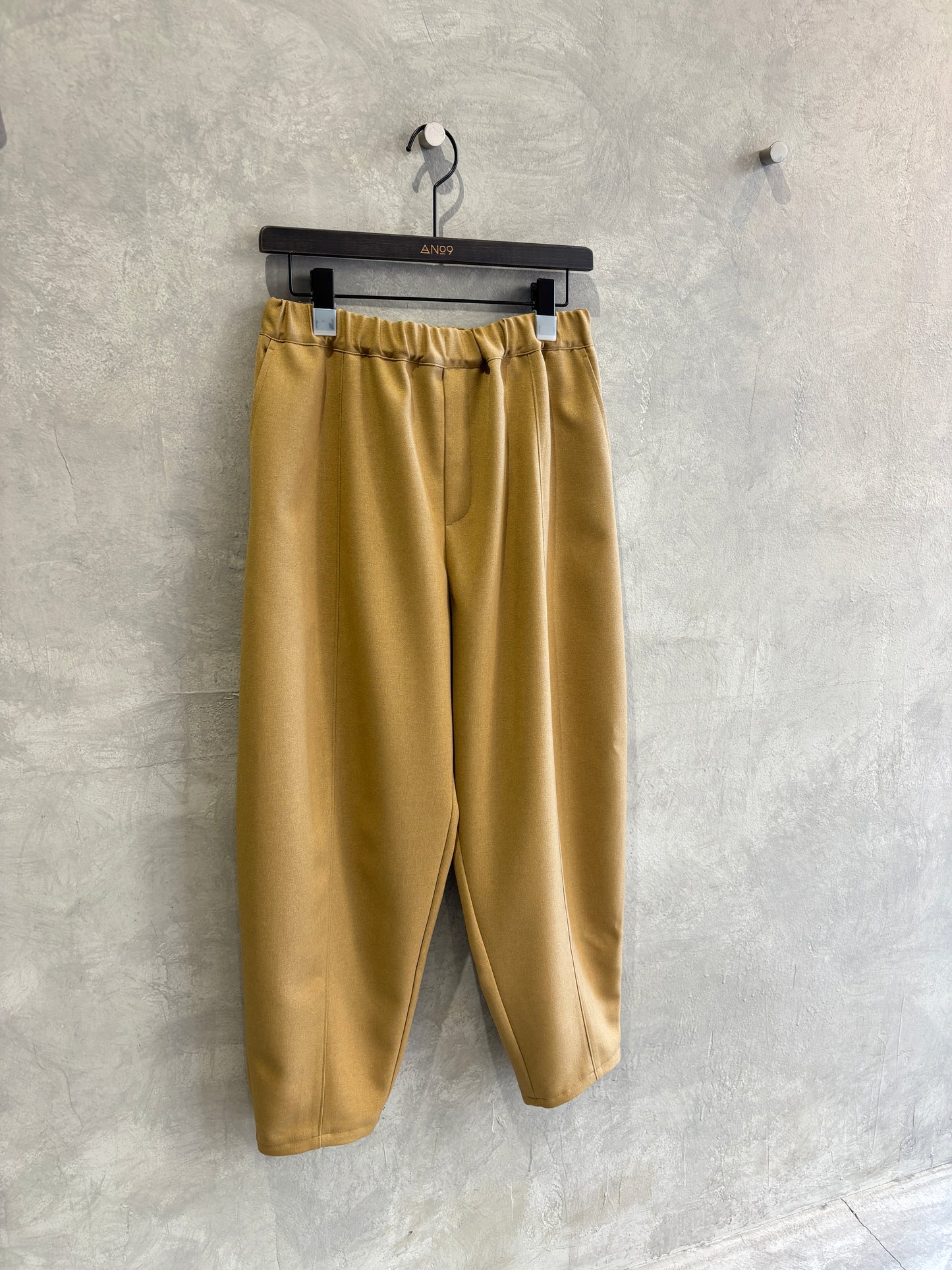 イージーカーブパンツ/trois