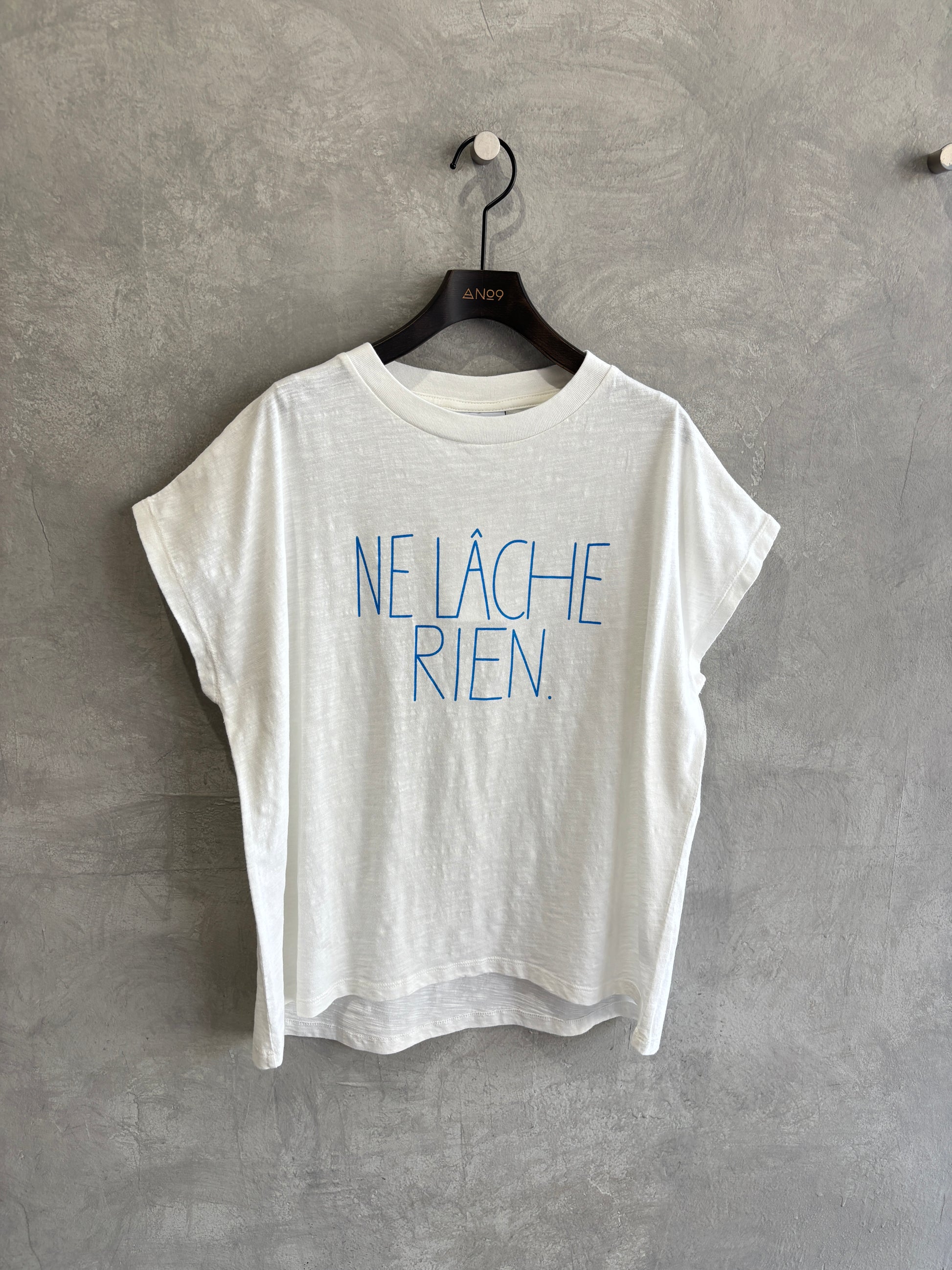 【予約販売】NE LACHE RIENロゴゆるフレンチスラブTシャツ／ING