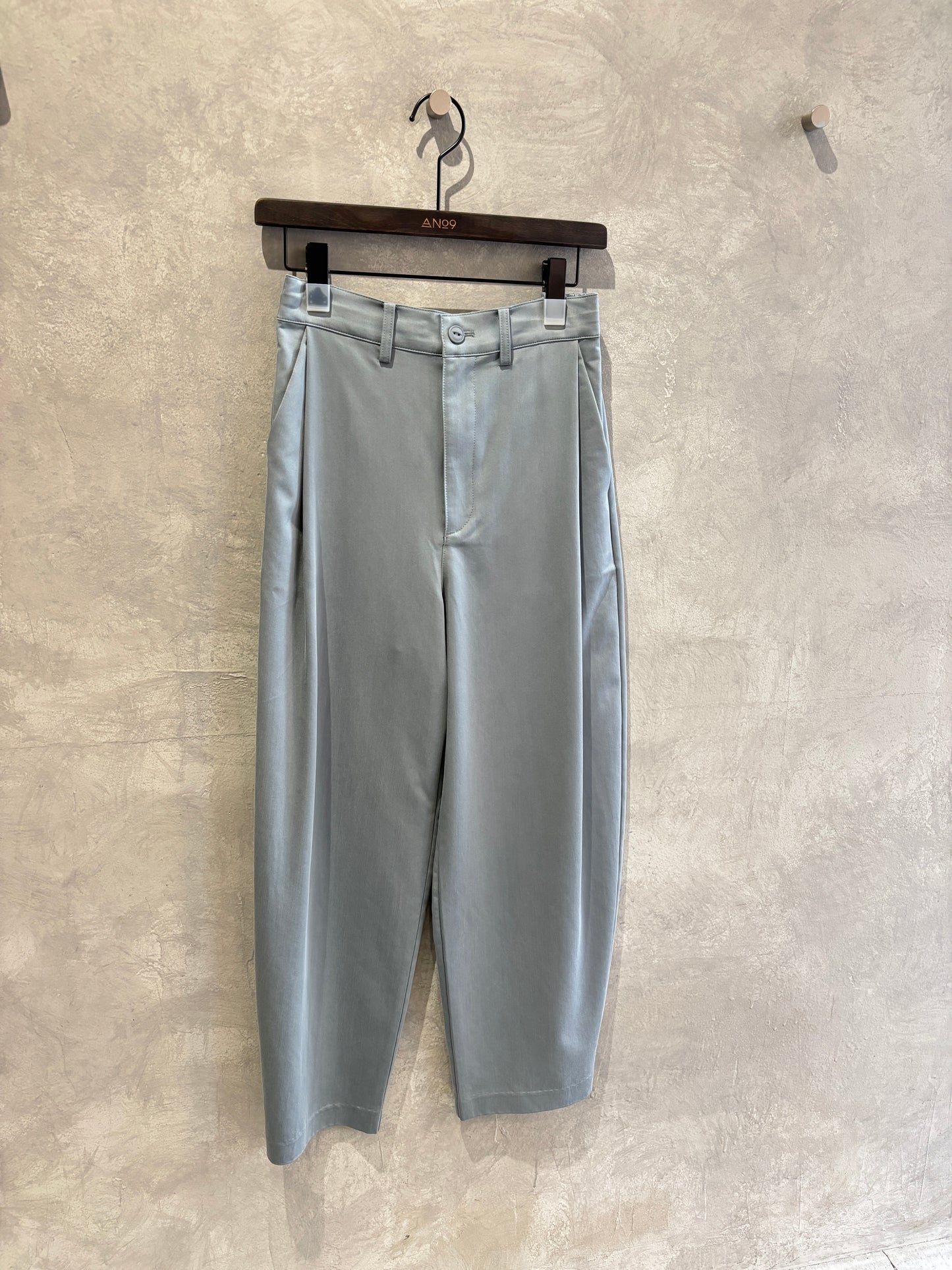 ANNA KERRY カーブパンツ