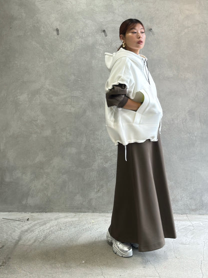 ダンボールオーバーベスト／LHELBIE