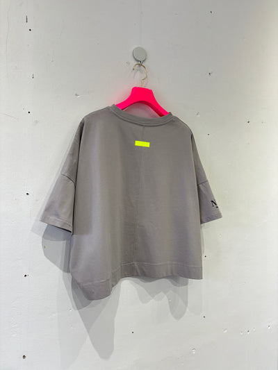 ショート丈ドライタッチTシャツ／No.9-the Nines-