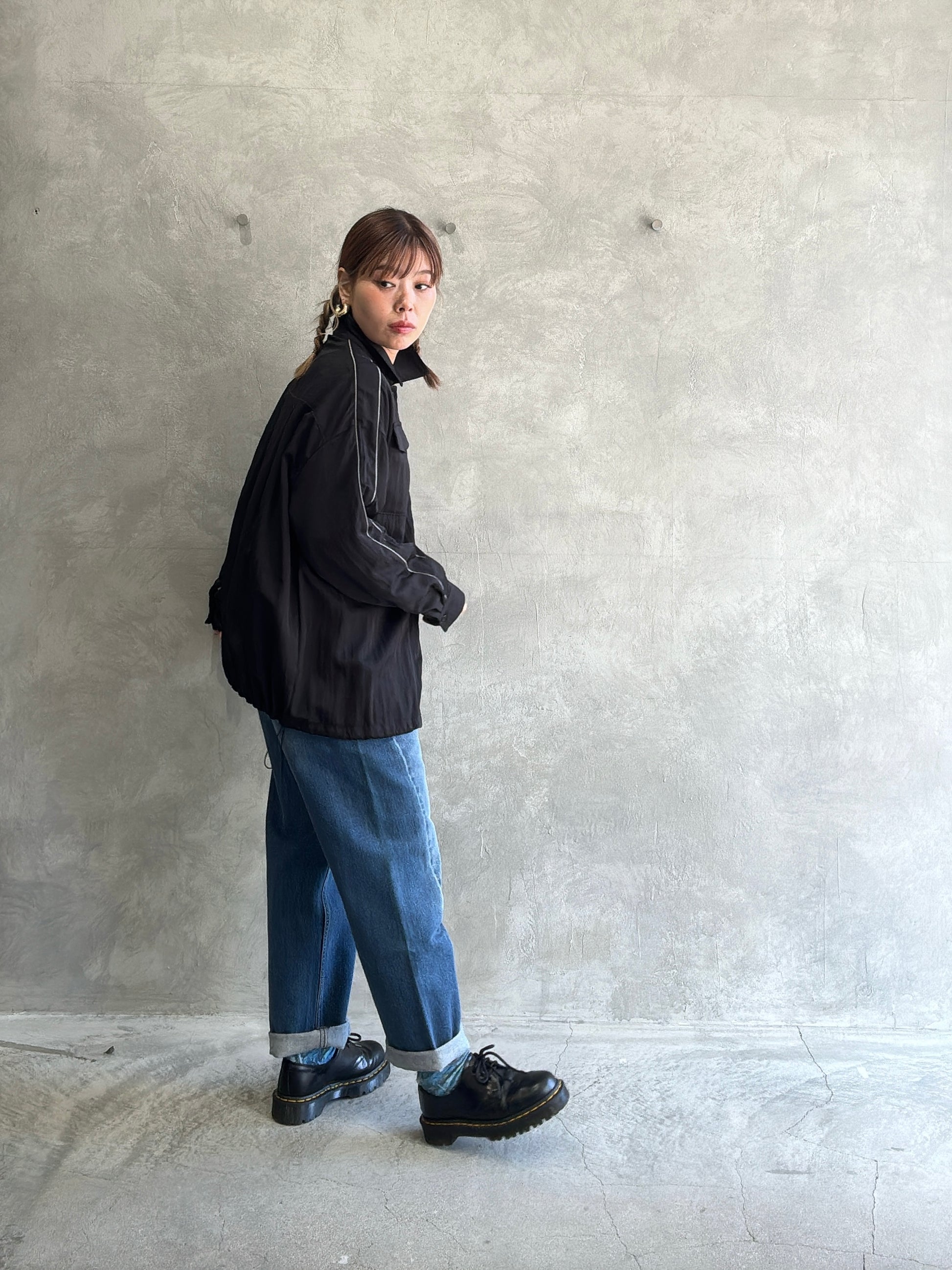 パイピングナイロンシャツ