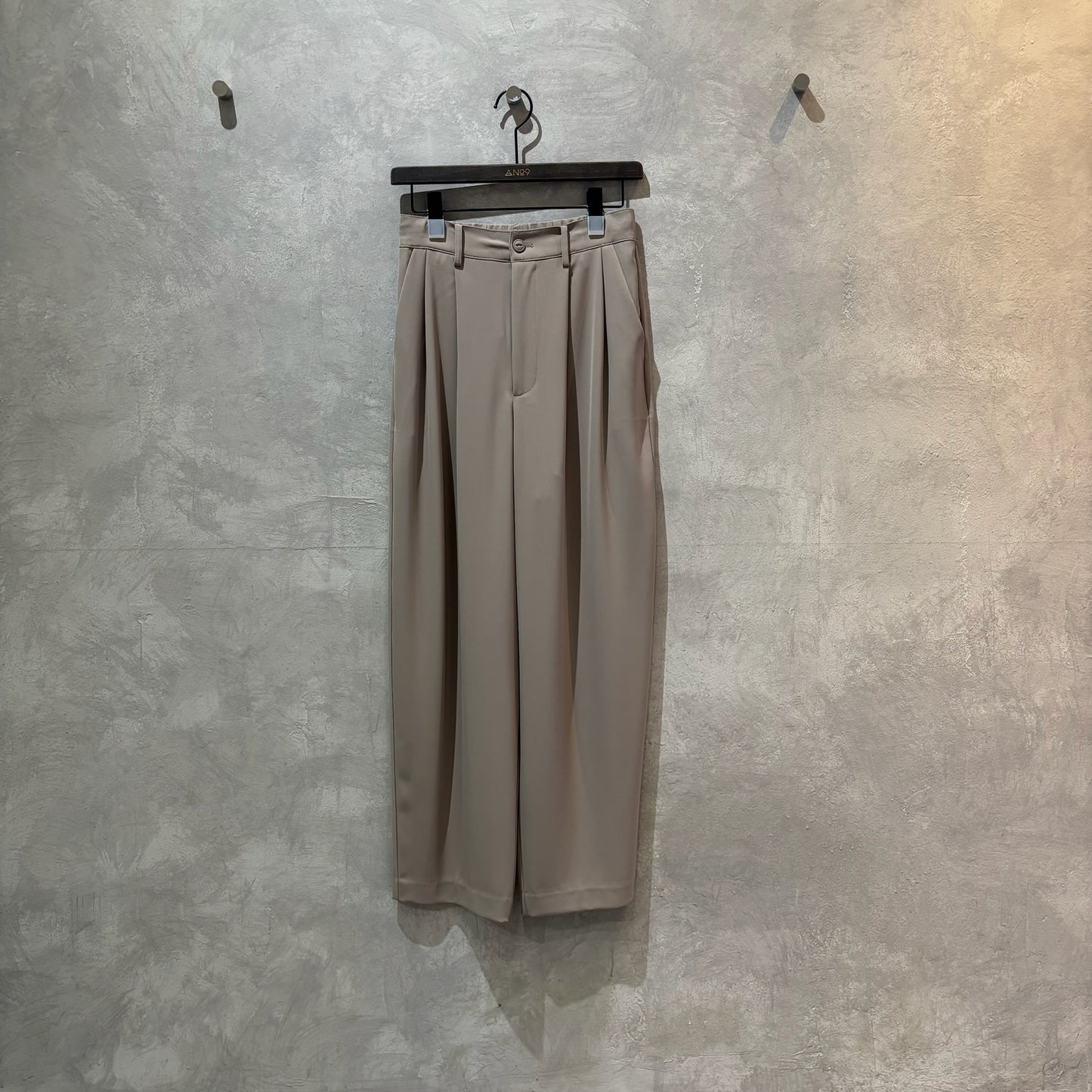 アンフォラパンツ／Anna Kerry