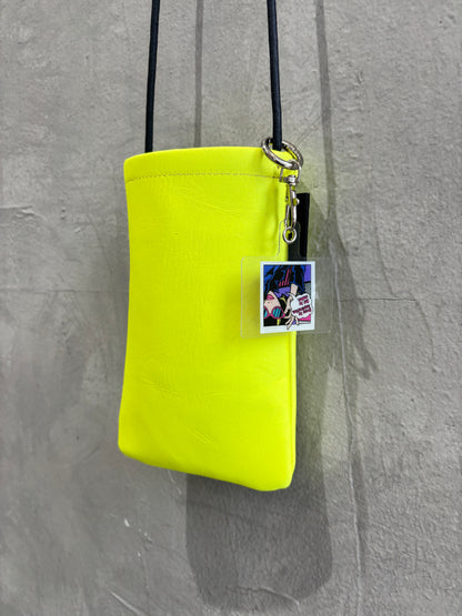 【新色追加】ネオンカラーサコッシュ／SP240214