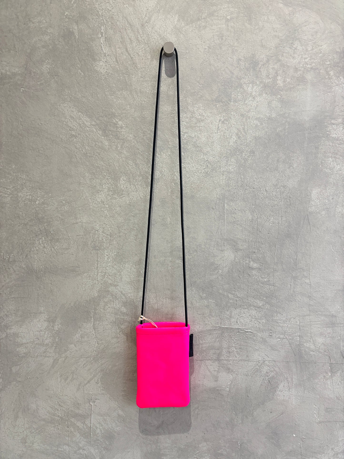 【新色追加】ネオンカラーサコッシュ／SP240214