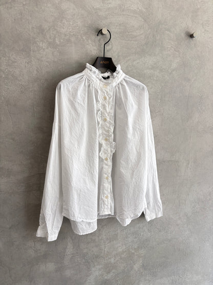 フリルブラウス／vent blanc