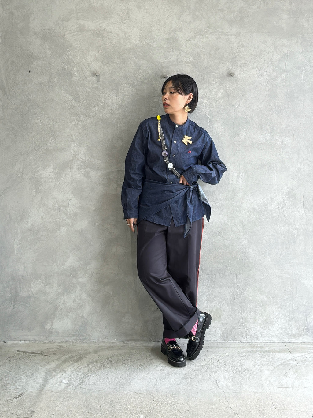 スタンドカラーデニムシャツ（スカーフ付き）／#8643203／LE MÉLANGE／2026 AW #1