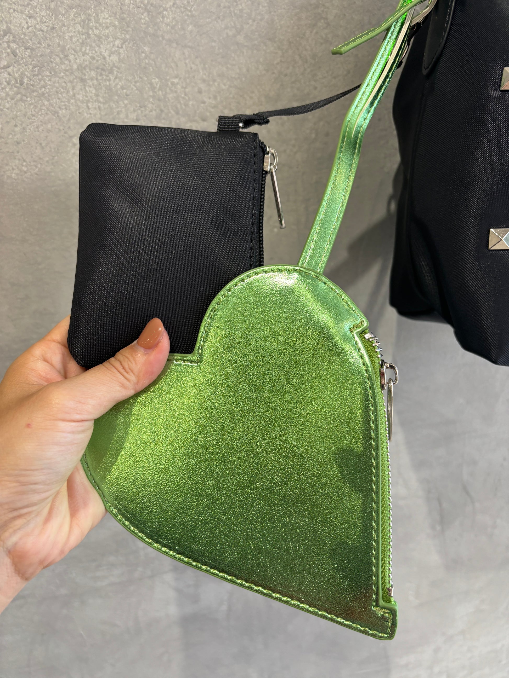 【予約販売】スタッズパディング巾着バッグ／cheek