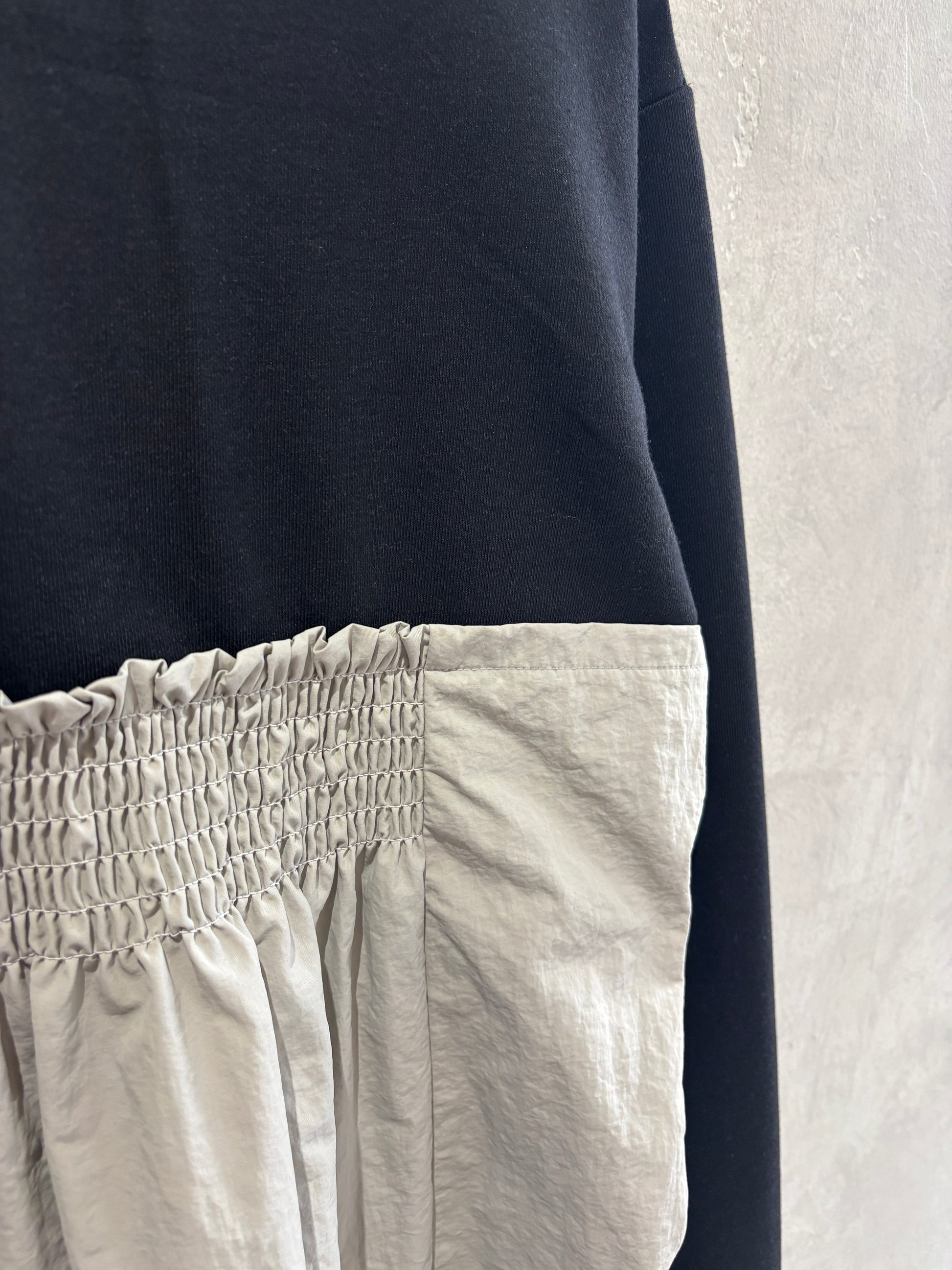 フリル切替スウェット