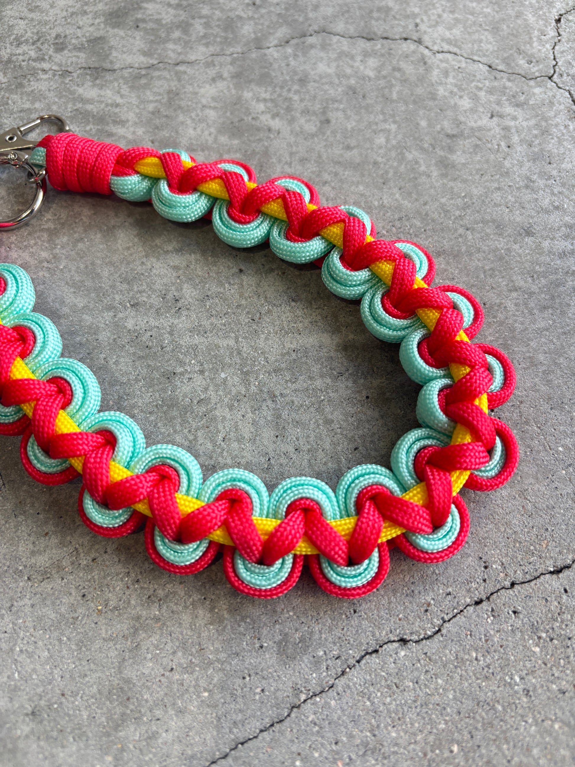 ⭐︎コラボ【予約販売】3wayパラコードスマホショルダー／ホイップウェーブ／受注生産