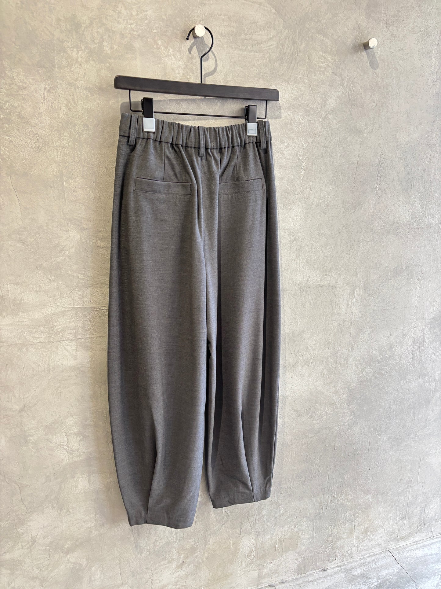 【再入荷】カフタックパンツ／Anna Kerry