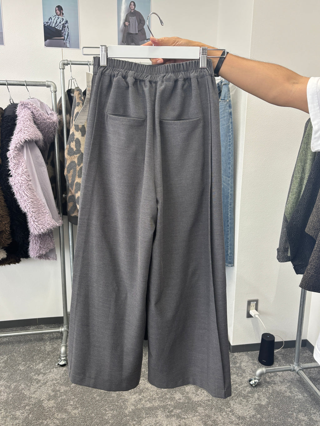 【予約⚡︎販売】エンドタックワイドパンツ／607527／CYAN tokyo／2026 AW#2