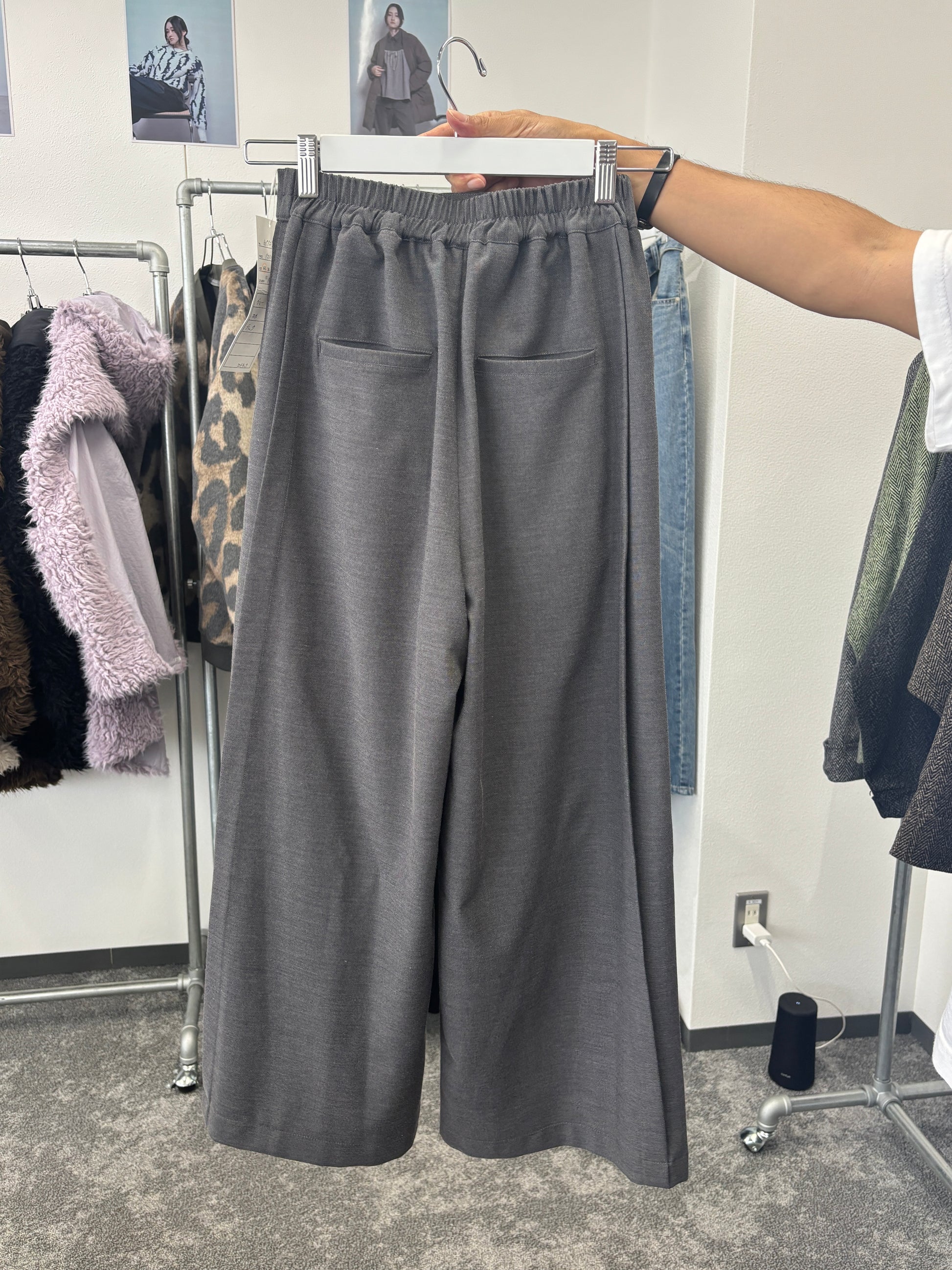 【予約⚡︎販売】エンドタックワイドパンツ／607527／CYAN tokyo／2026 AW#2