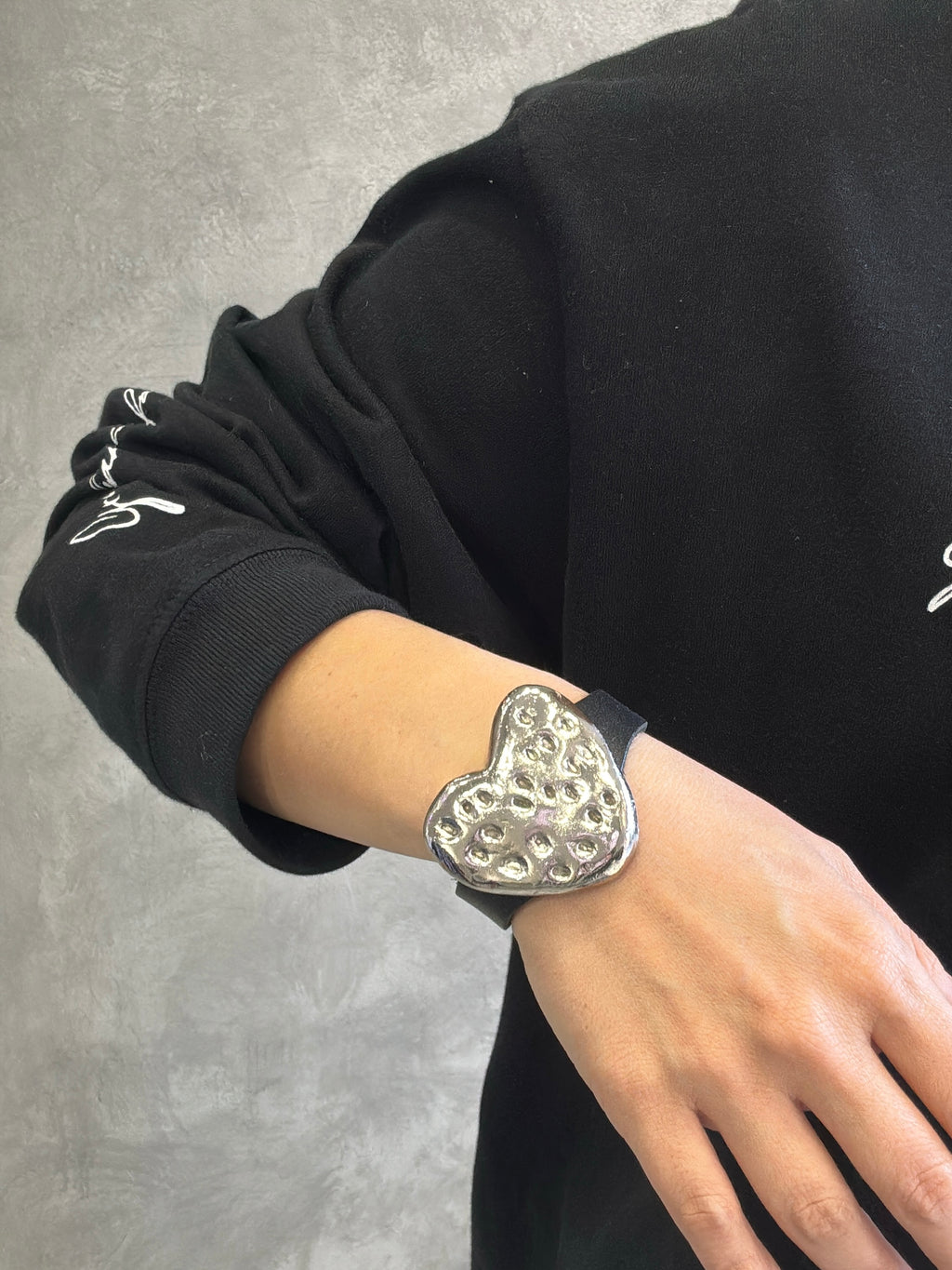 【予約販売】ストロベリーハートレザーブレスレット