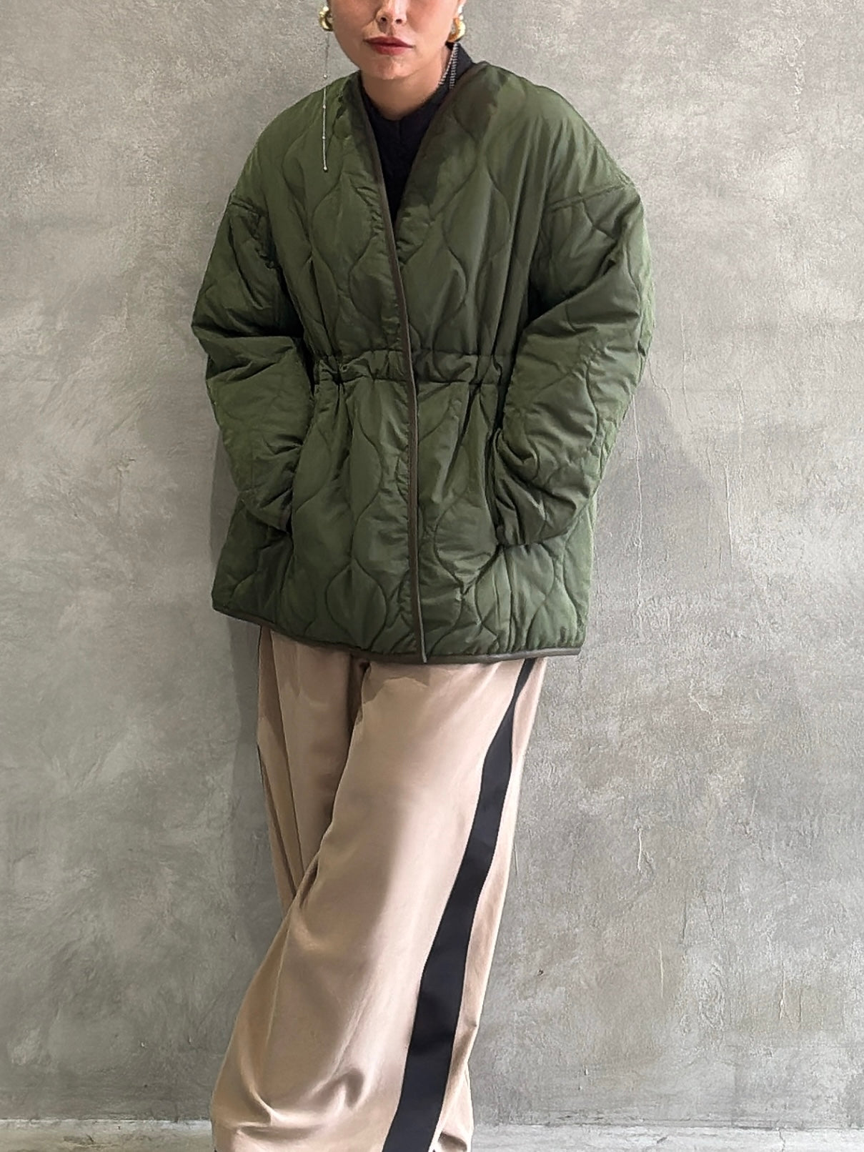 キルティングVネックショートコート／trois