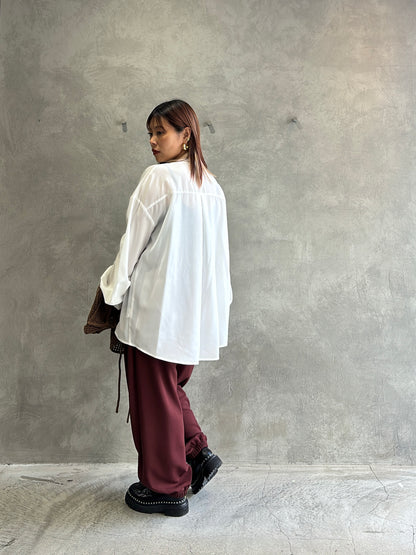 シャーリングティアードブラウス／CYAN tokyo