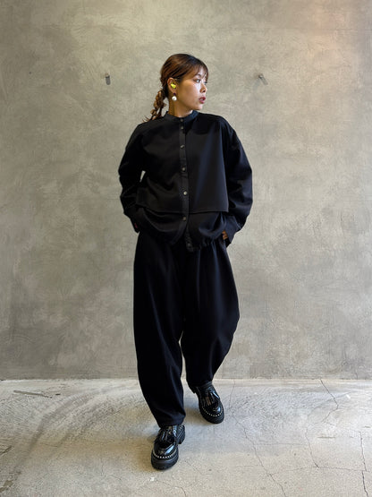 ノーカラードッキングシャツ／trois