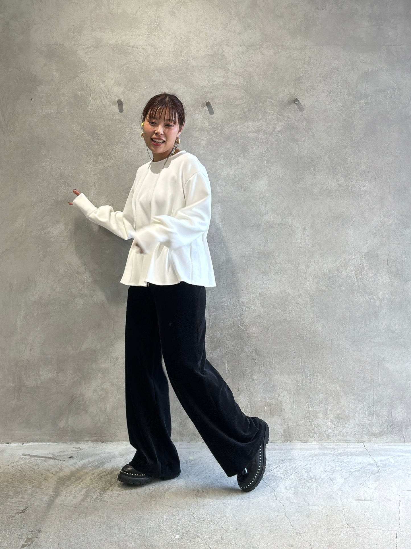 コーデュロイジャージーセミワイドパンツ／trois