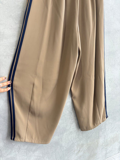 サイドラインバレルレッグパンツ／ayane