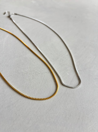 シンプルネックレス