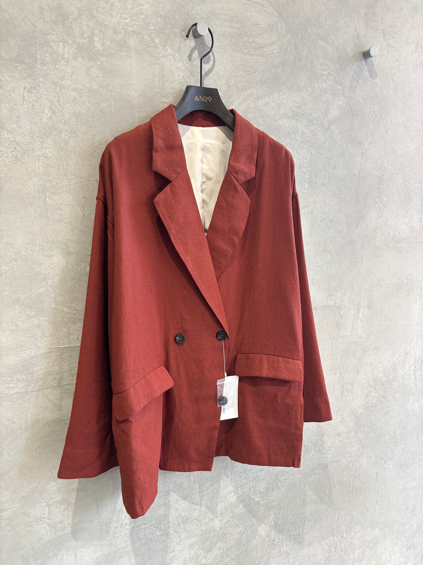 リラックスシルエットジャケット／LHELBIE