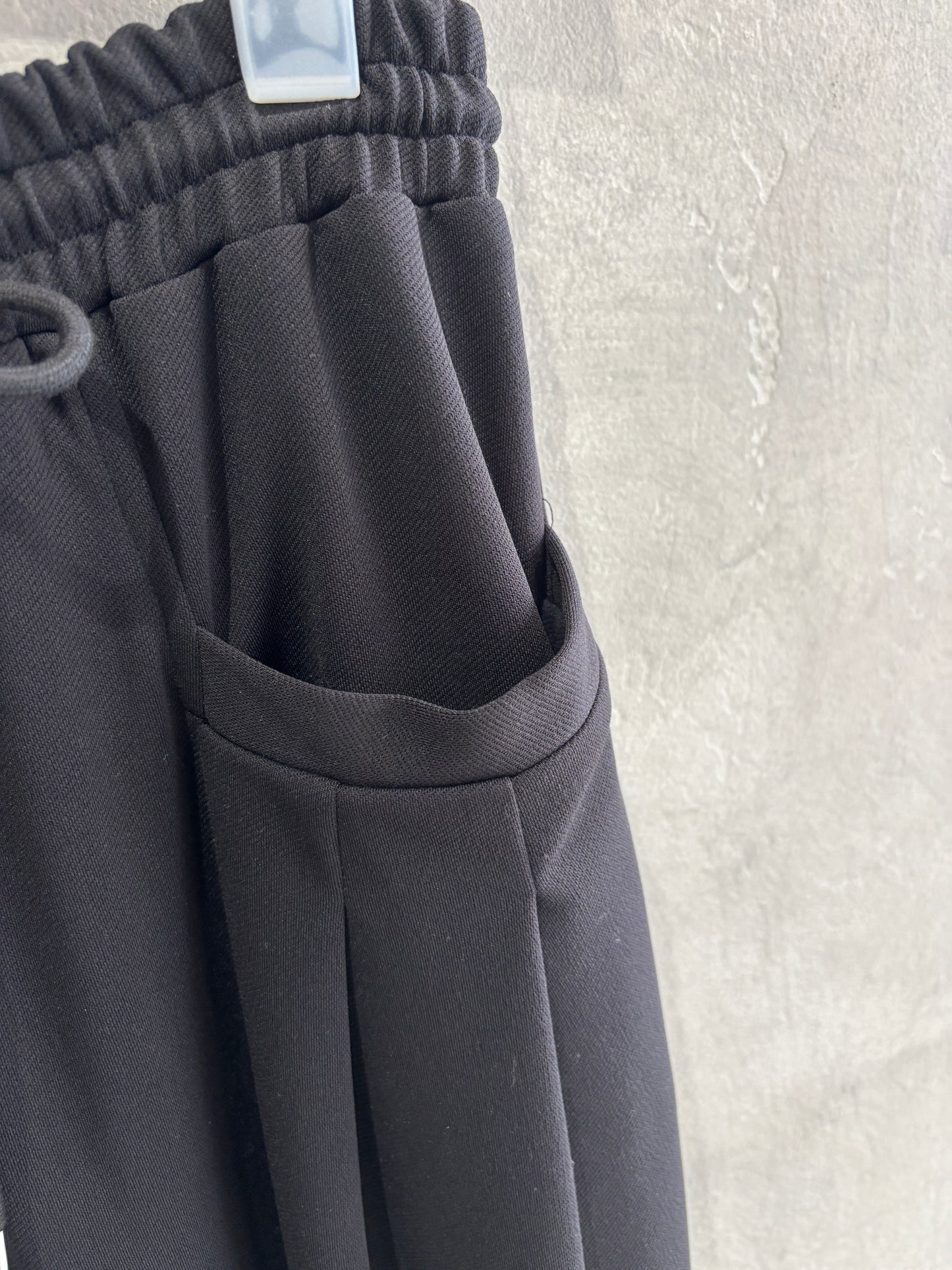 【再入荷】タックポケットジャージジョガーパンツ／CYAN TOKYO