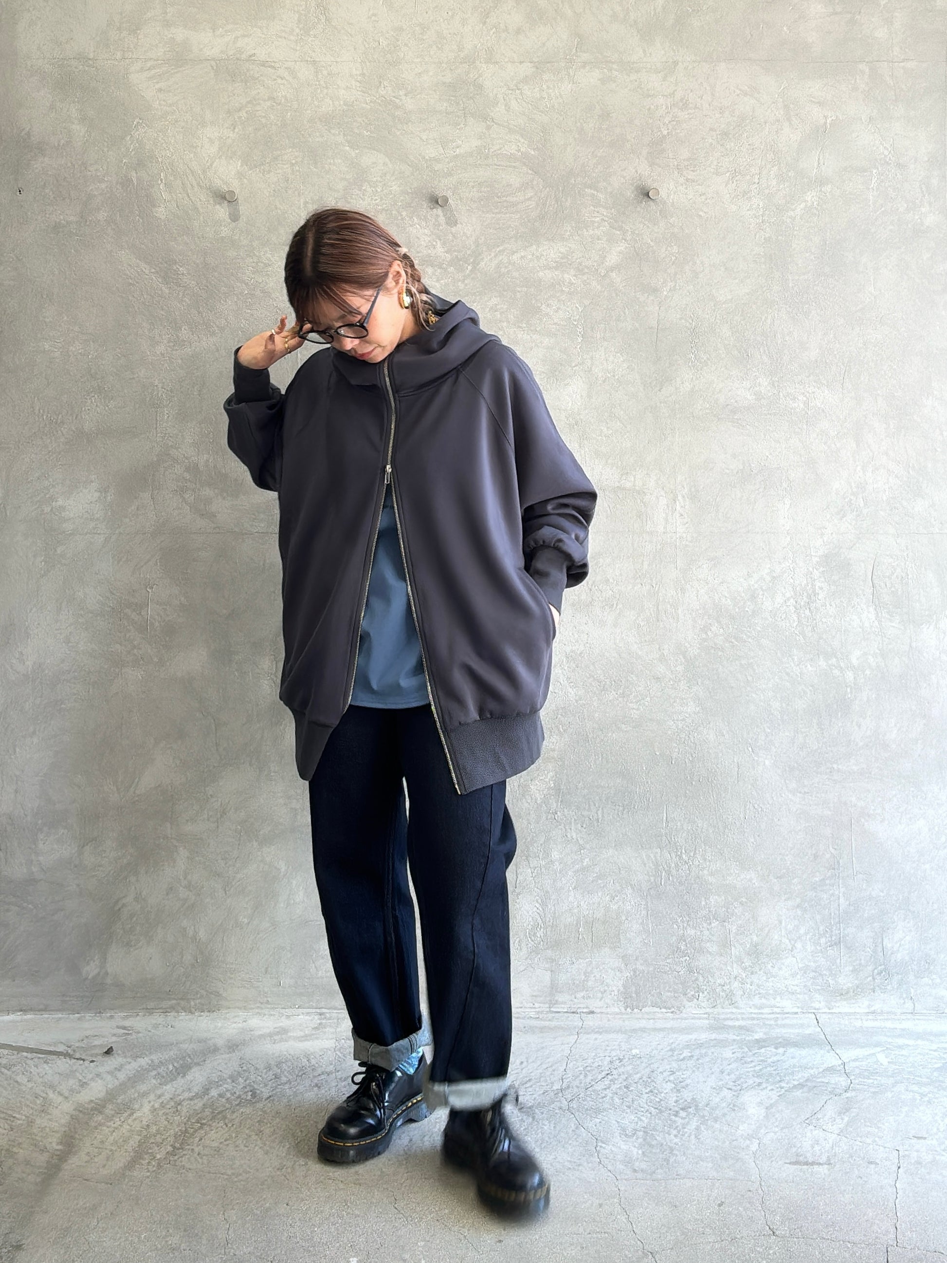 ジップアップロングパーカー