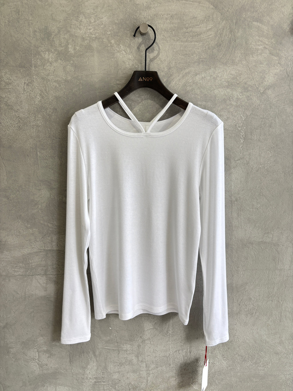 ホルターネックプルオーバー／Dignite collier