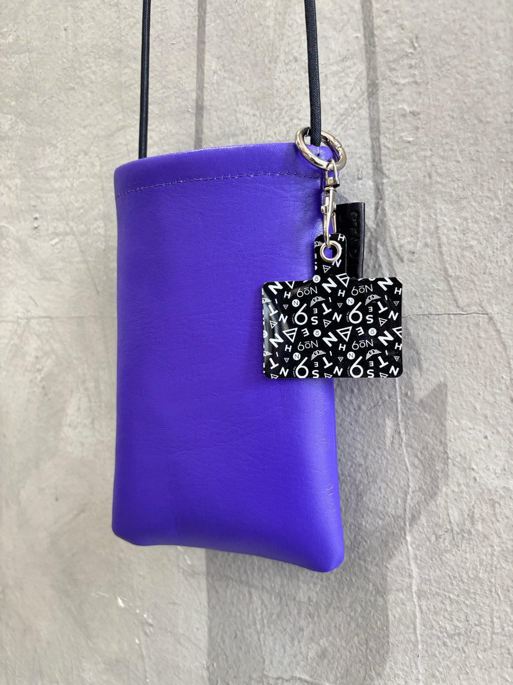 【新色追加】ネオンカラーサコッシュ／SP240214