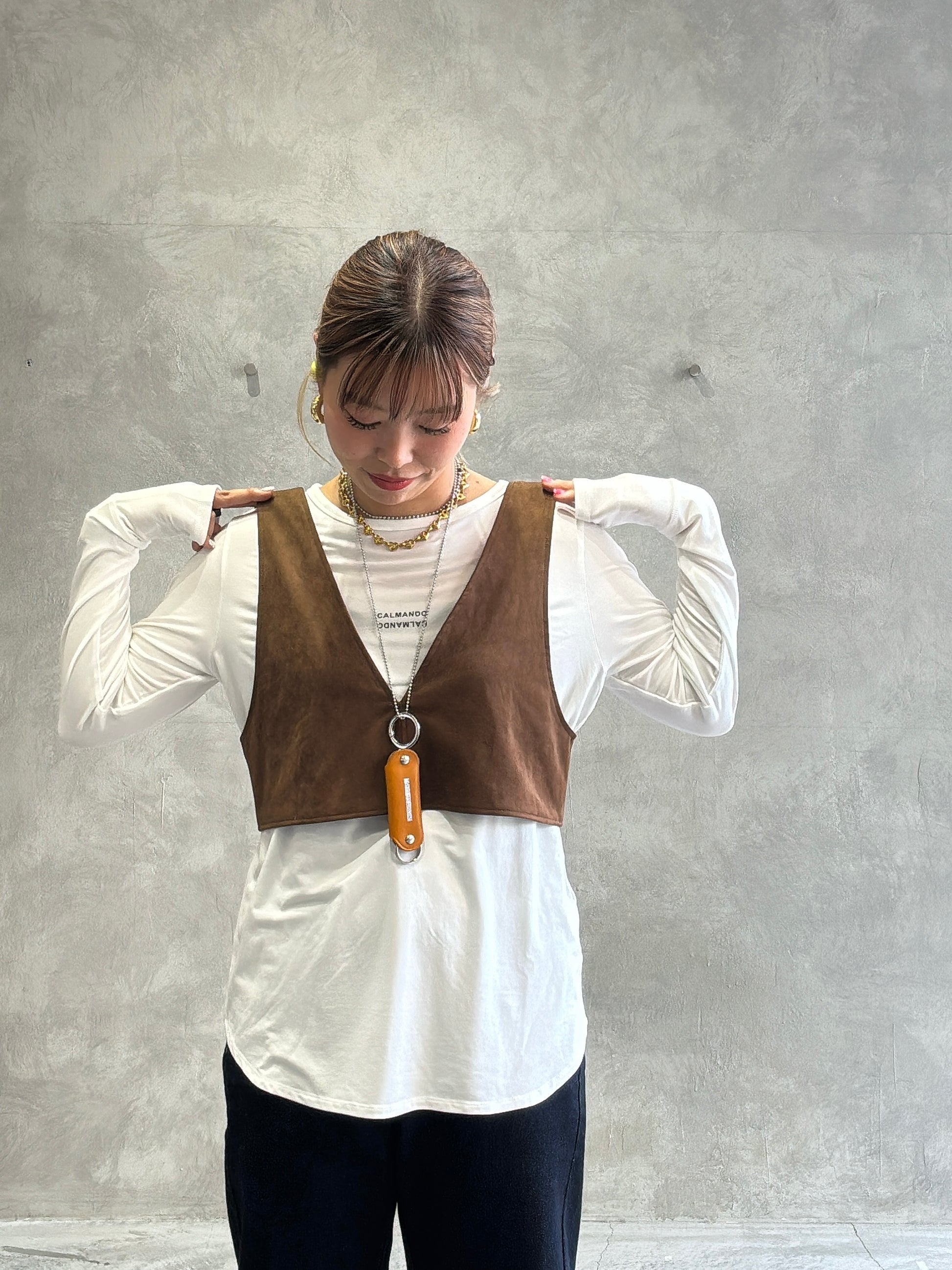 ロゴさらさらロンT／Anna Kerry