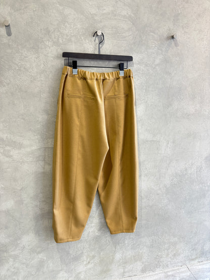 イージーカーブパンツ／trois