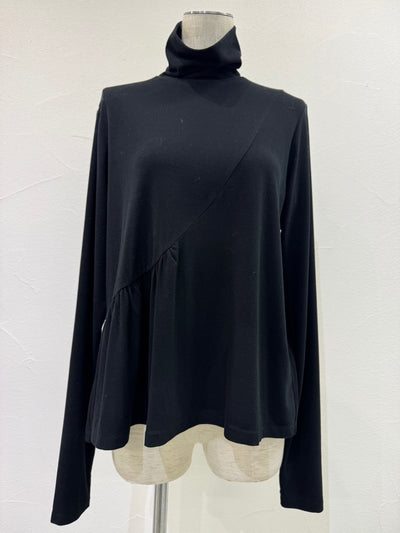 【予約⚡︎販売】アシメギャザーワームタートル／604506／CYAN tokyo／2026 AW#1