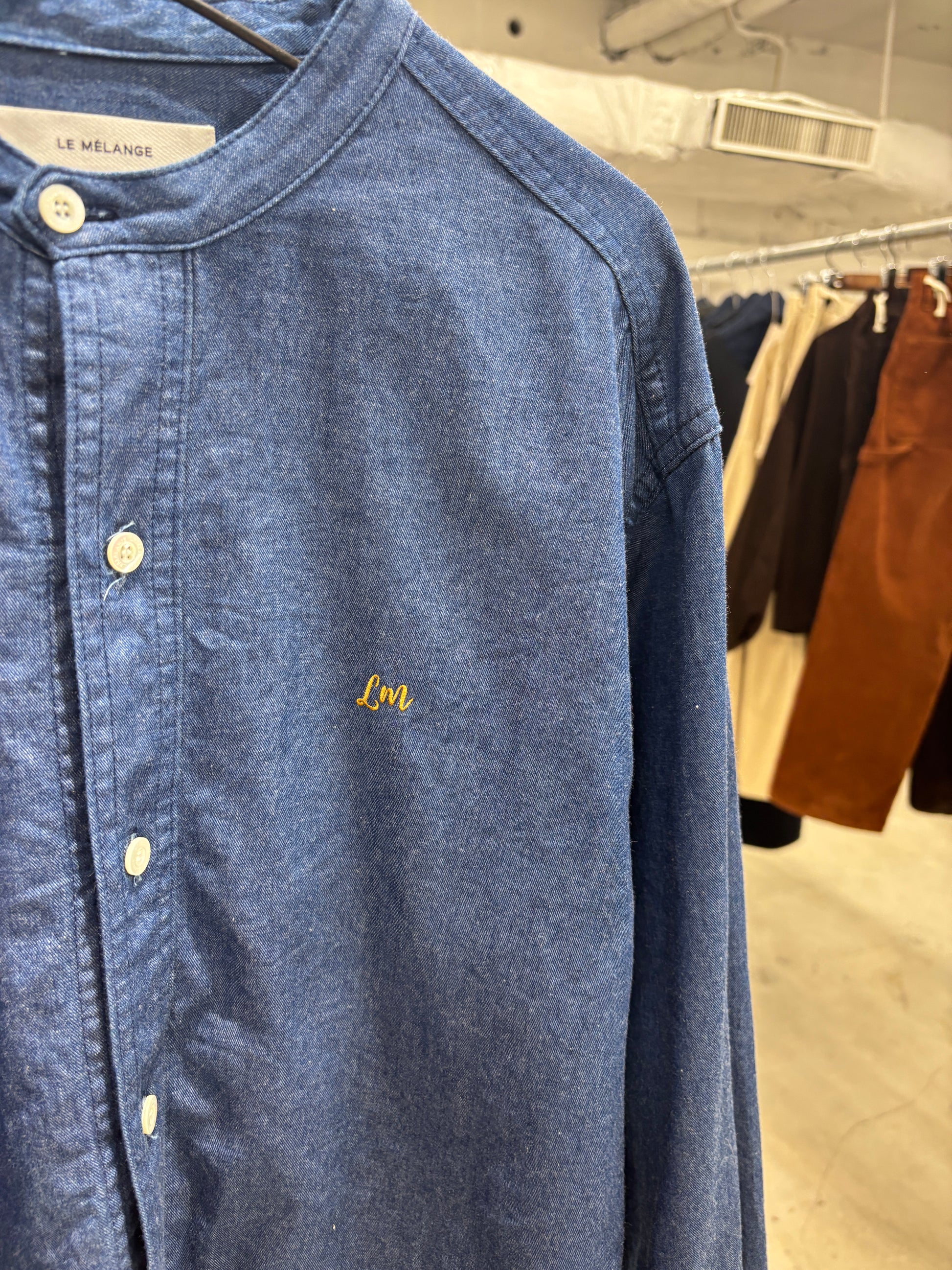 【予約⚡︎販売】スタンドカラーデニムシャツ（スカーフ付き）／#8643203／LE MÉLANGE／2026 AW #1