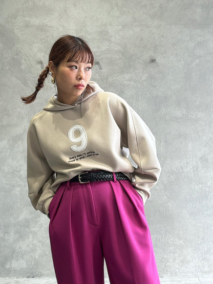 【再入荷】ボンディング「9」刺繍パーカー／Dignite collier