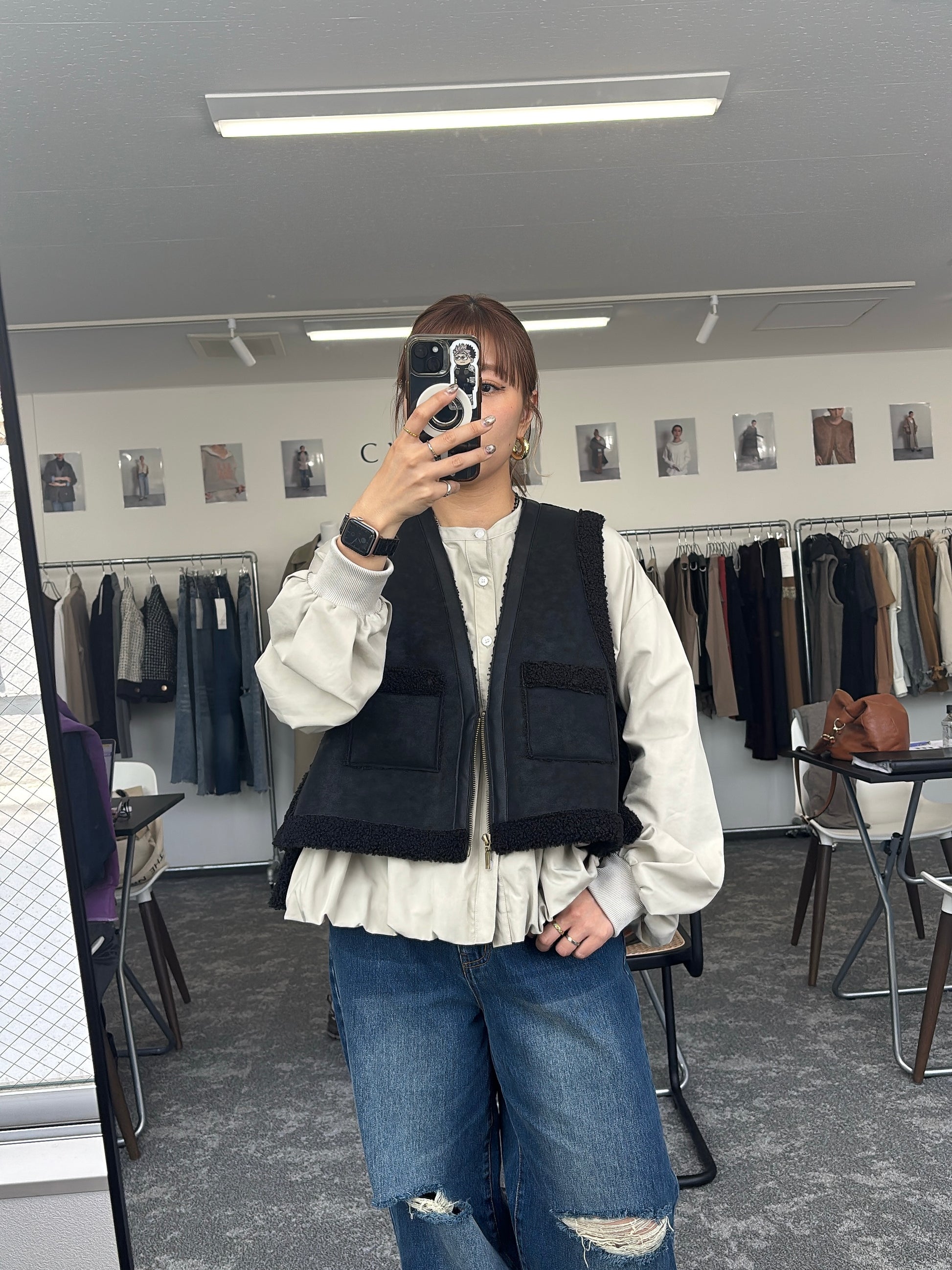 【予約⚡︎販売】バックオーバームートンベスト／604499／CYAN tokyo／2026 AW#1