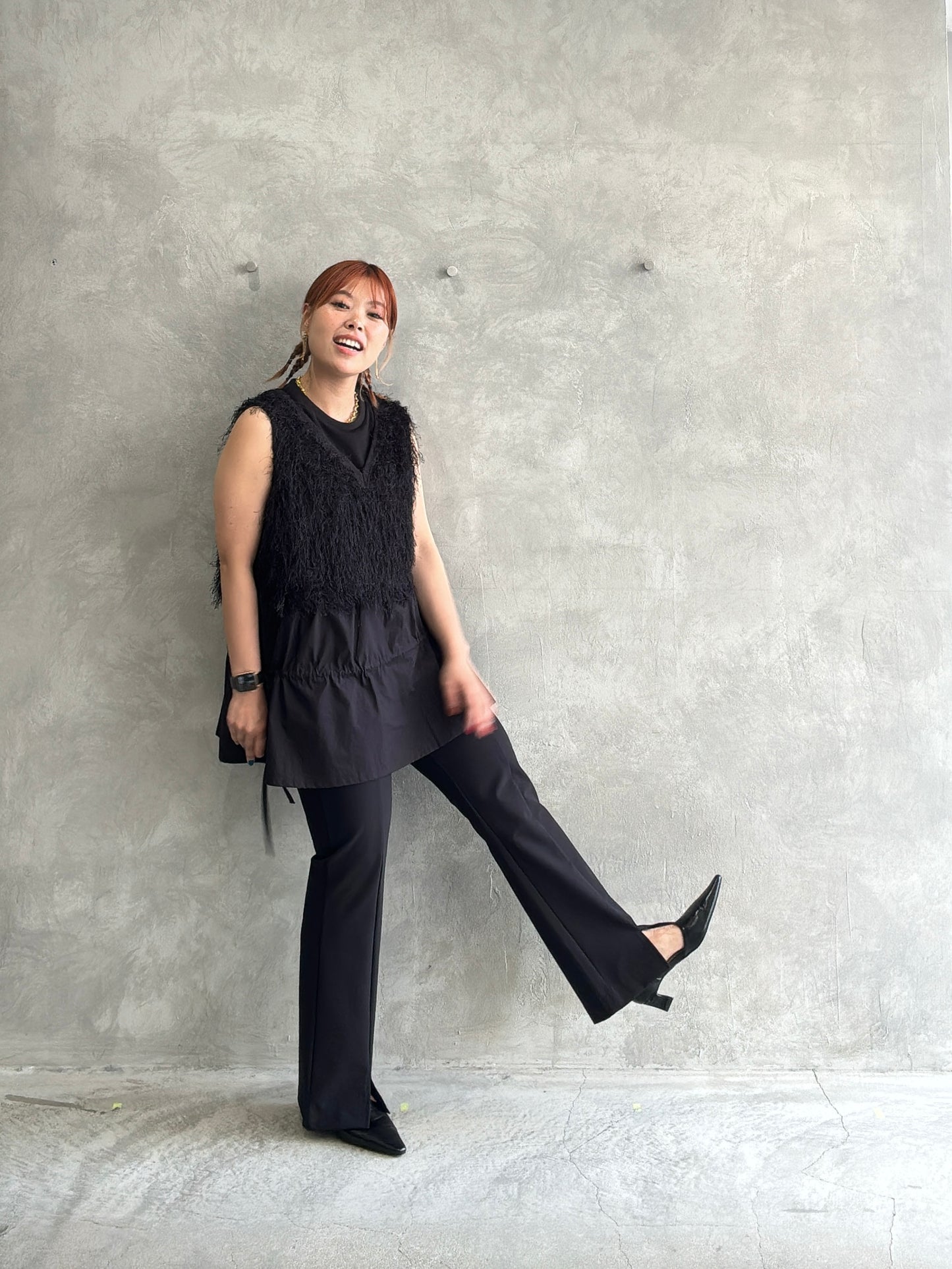 スーパーストレッチフレアパンツ／CYAN tokyo