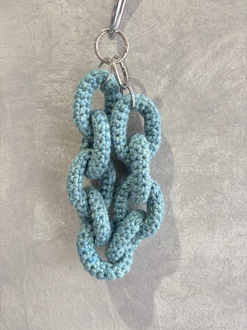 ニットチェーンチャーム／ampersand