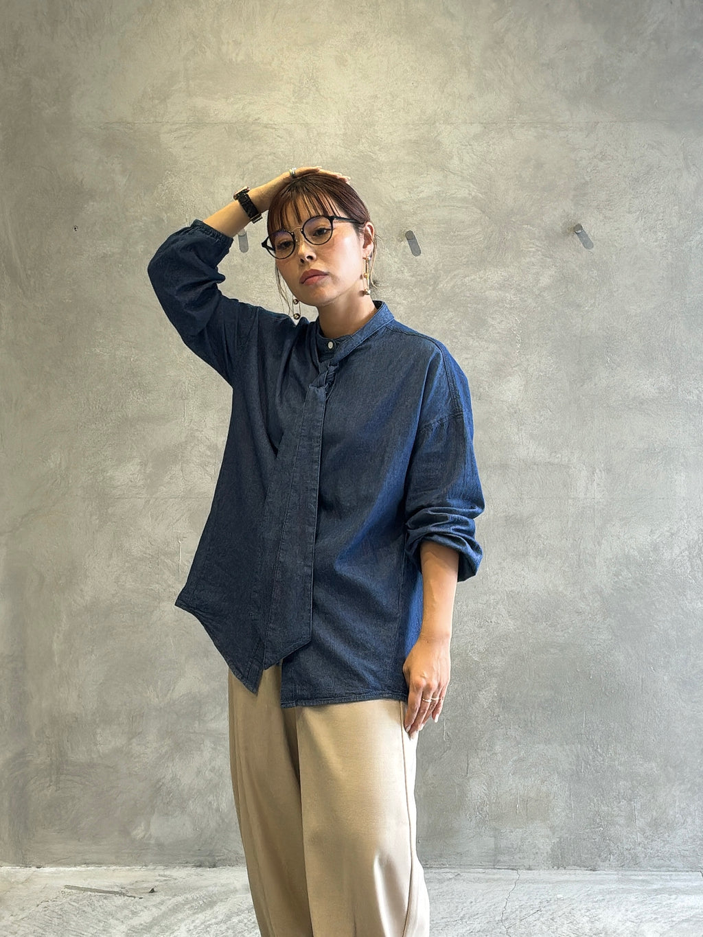 ライトデニムブラウス／Dignite collier