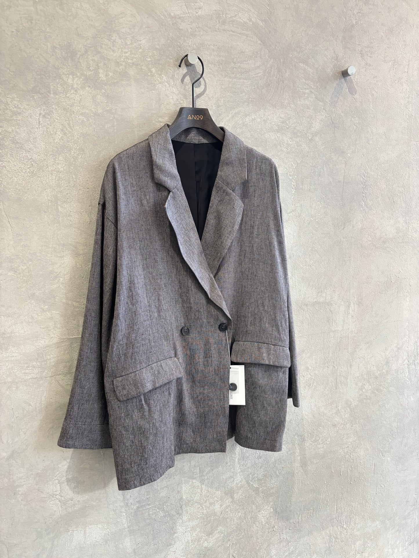 リラックスシルエットジャケット／LHELBIE