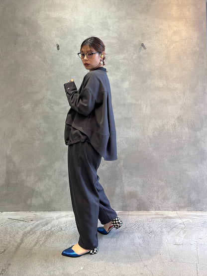 ノーカラードッキングシャツ／trois