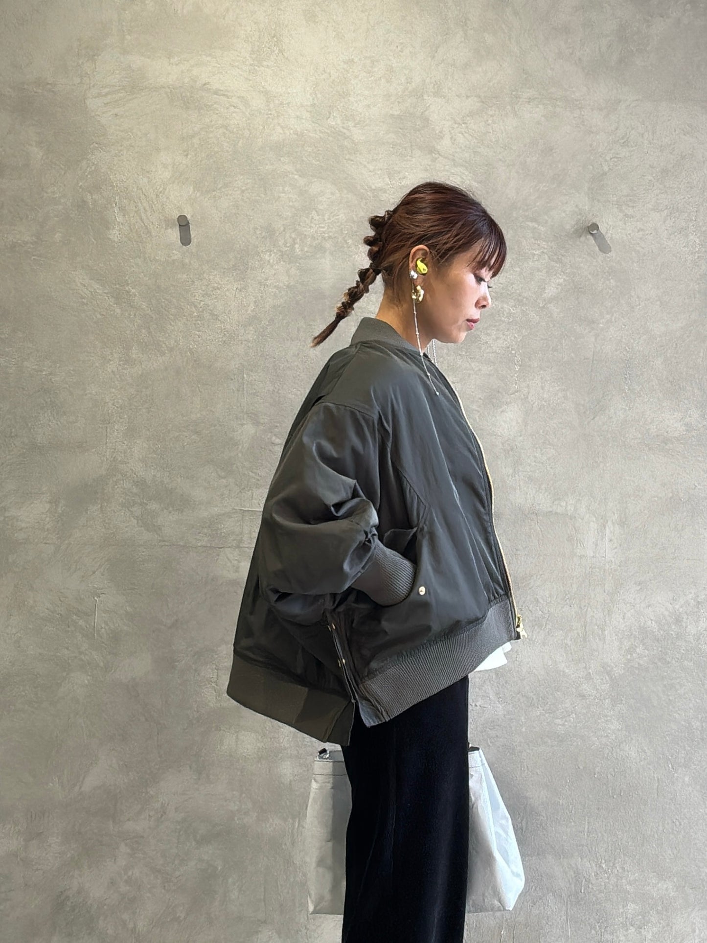 ナイロンツイルポンチョライクMA-1／trois