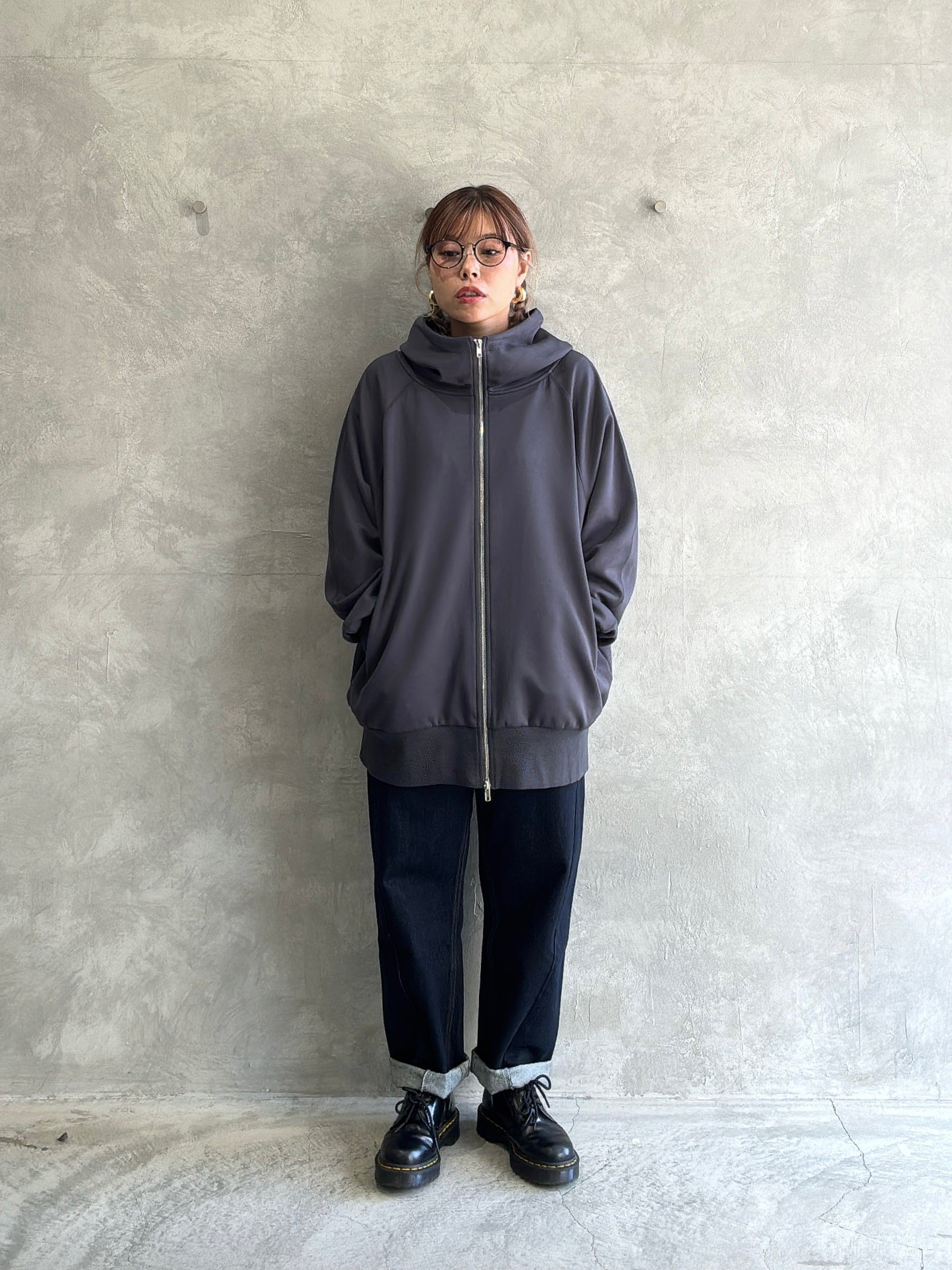 ジップアップロングパーカー
