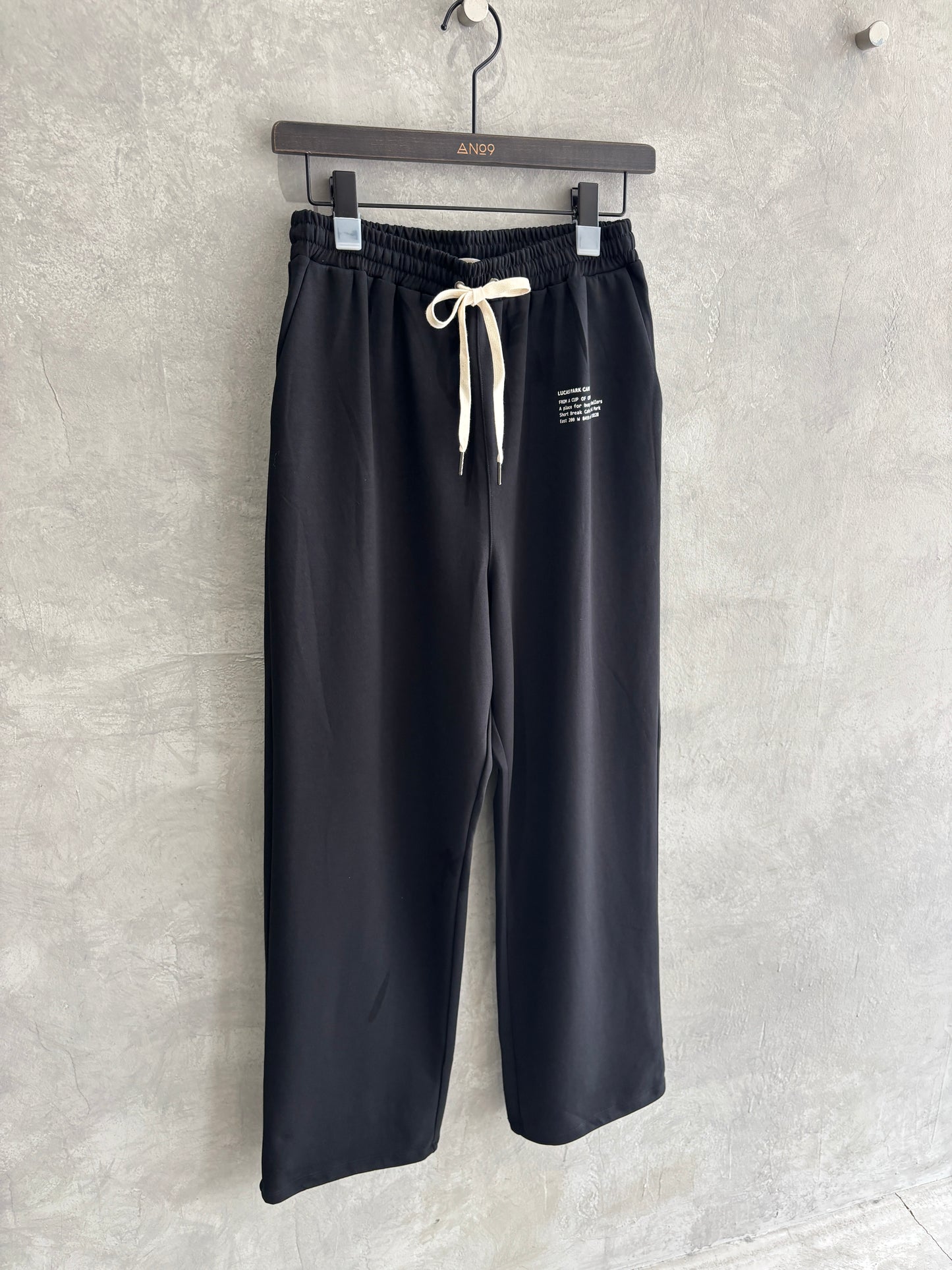 トラックパンツ／Anna Kerry