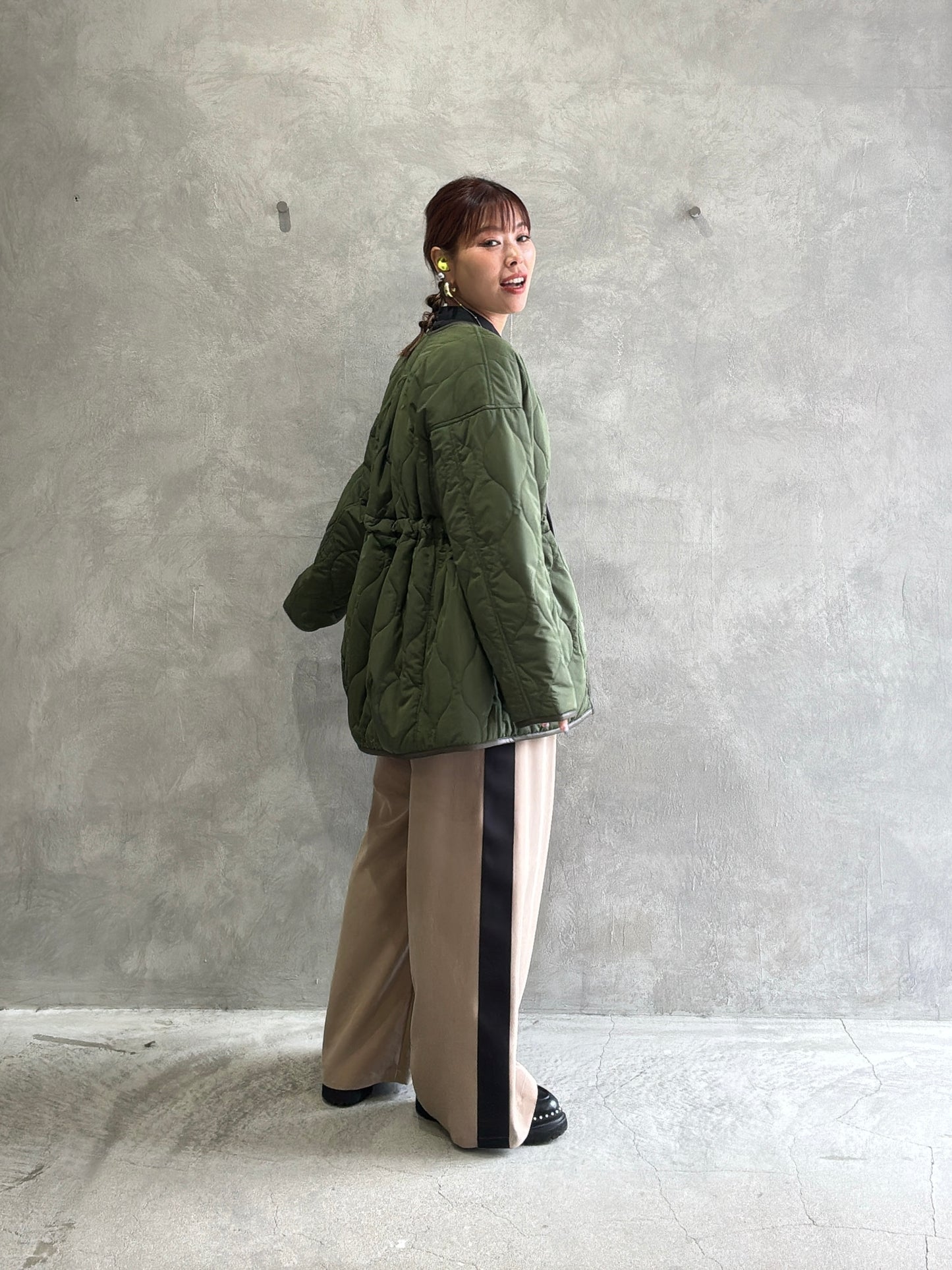 ピーチポプリンサイドテープワイドパンツ／trois