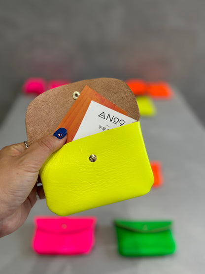 レザー横型マルチケース／SE220203