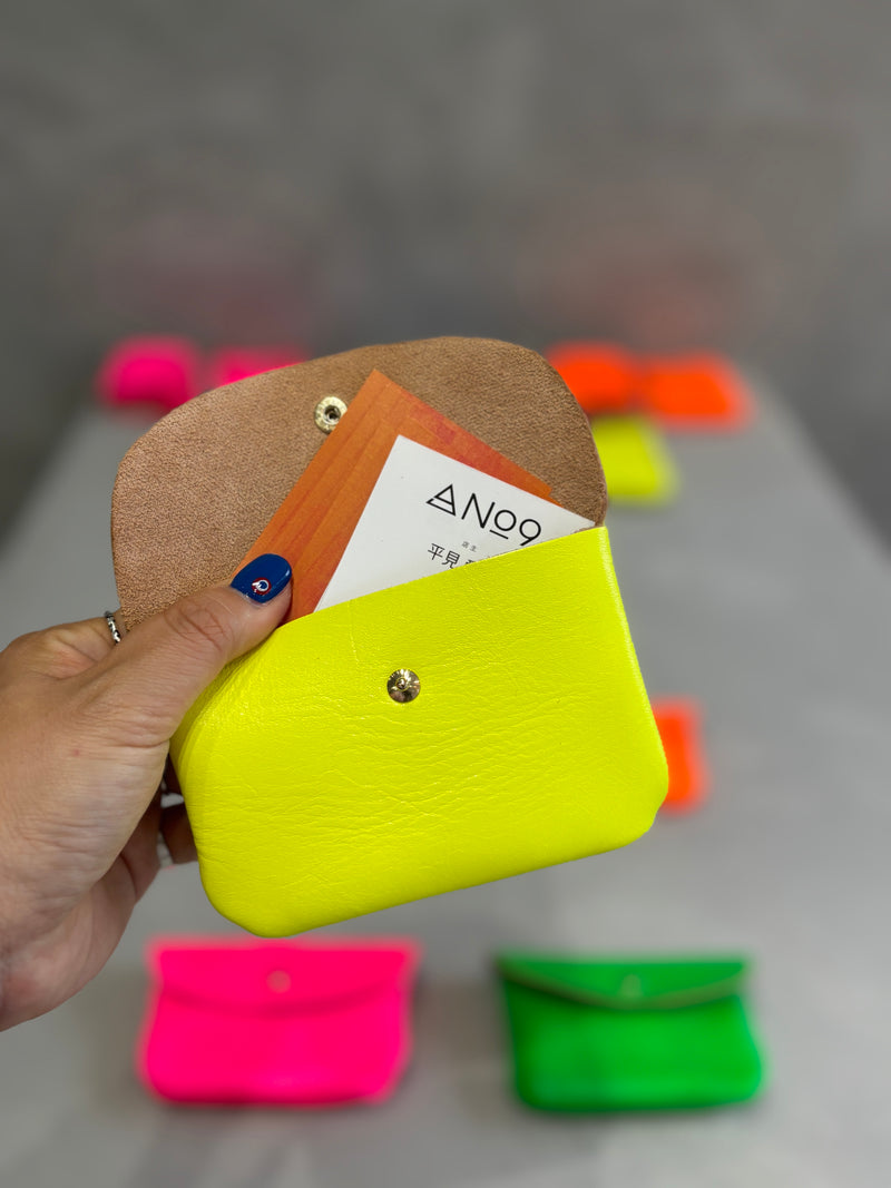 レザー横型マルチケース／SE220203