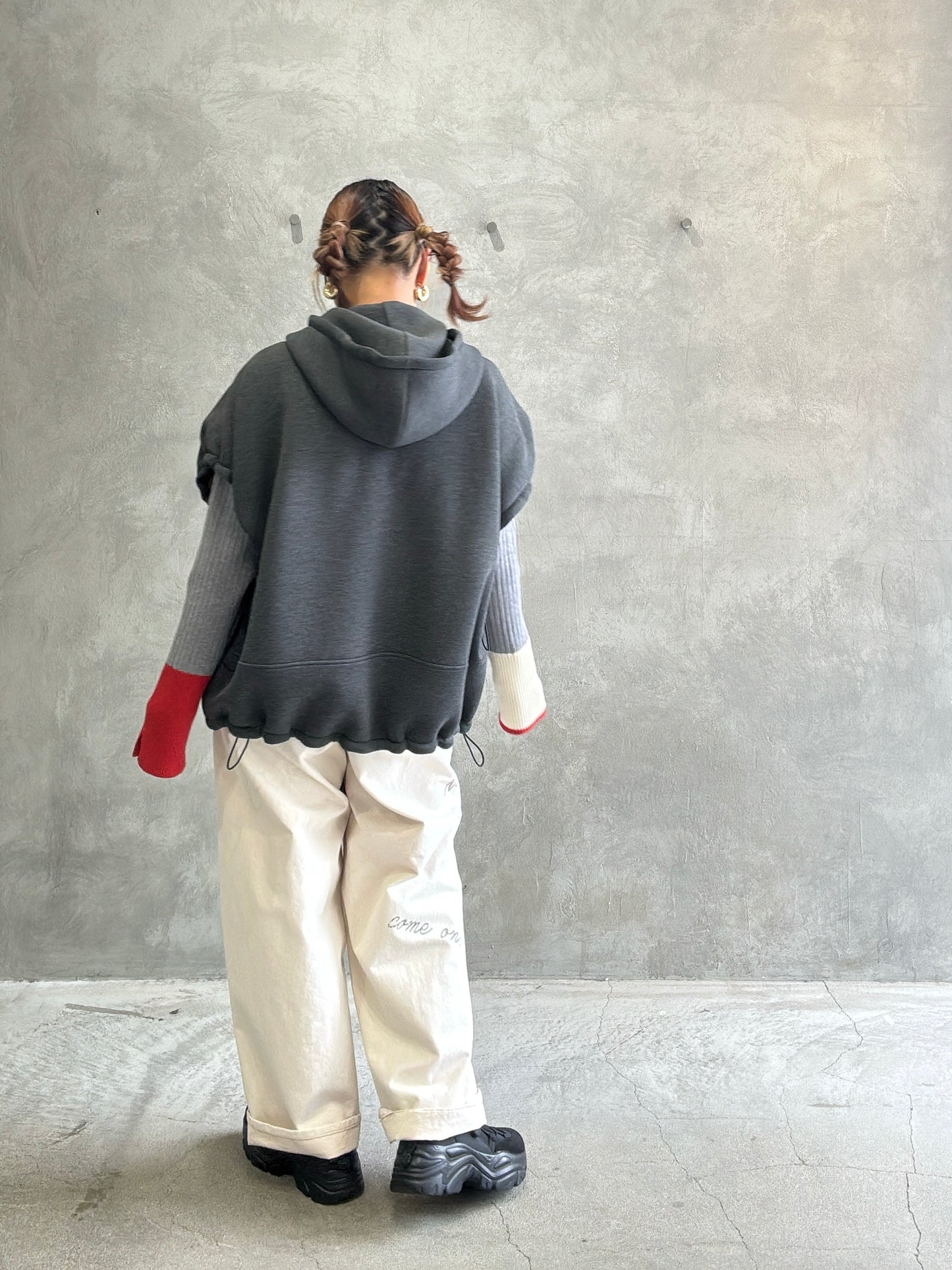 【再入荷】3カラー配色リブニット／LHELBIE