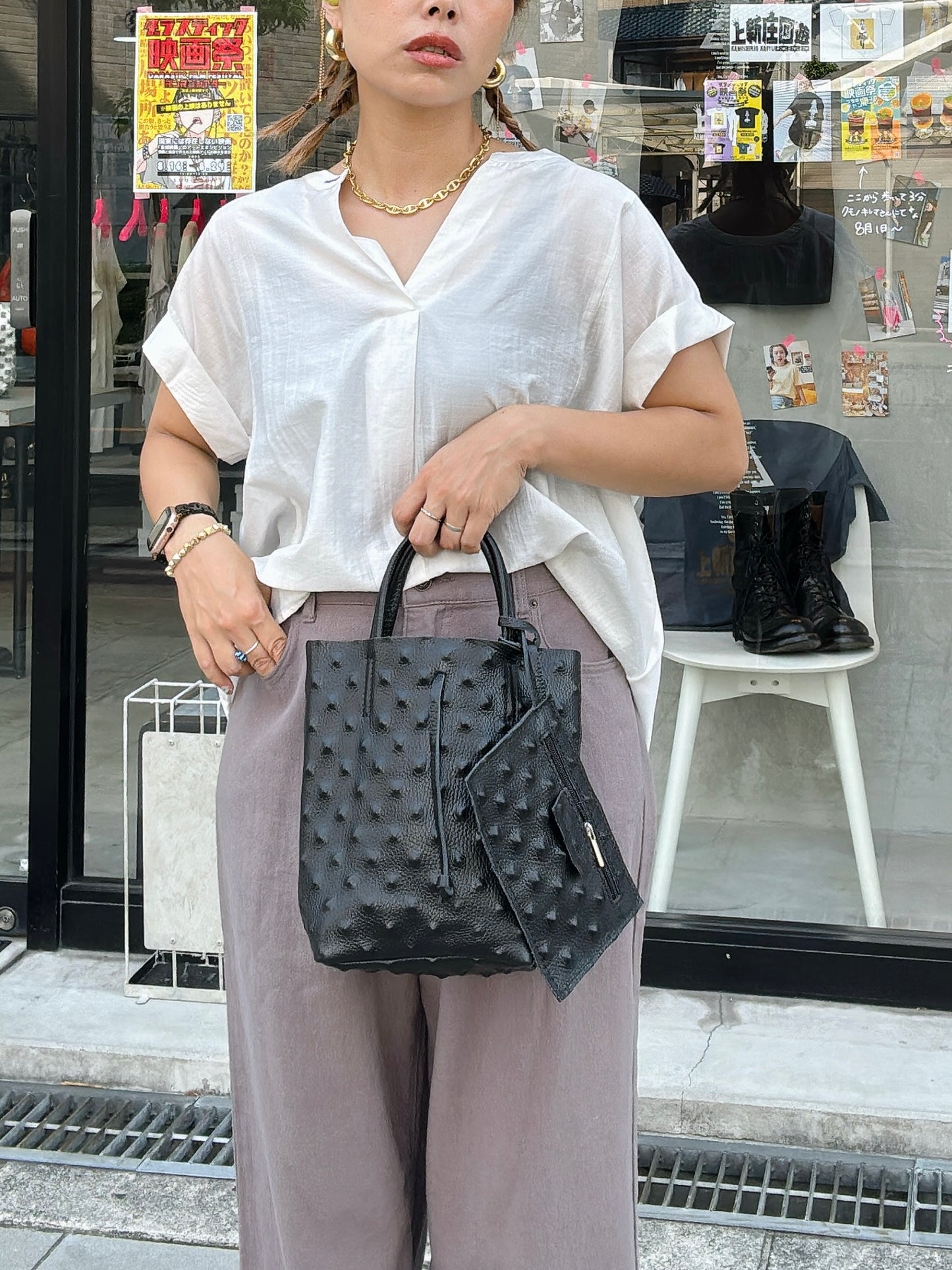 スタッズエンボスバッグ（モノトーン）／イタリア・フィレンツェのレザーバッグ